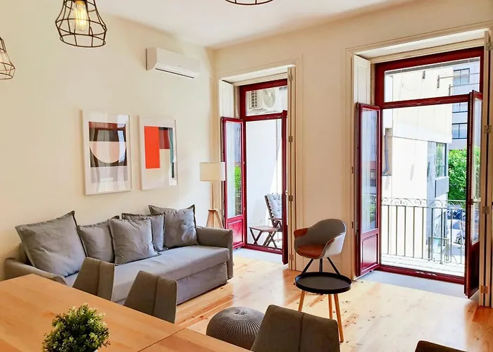Comfortable Flat, Cozy Balcony Close To Aliados Av