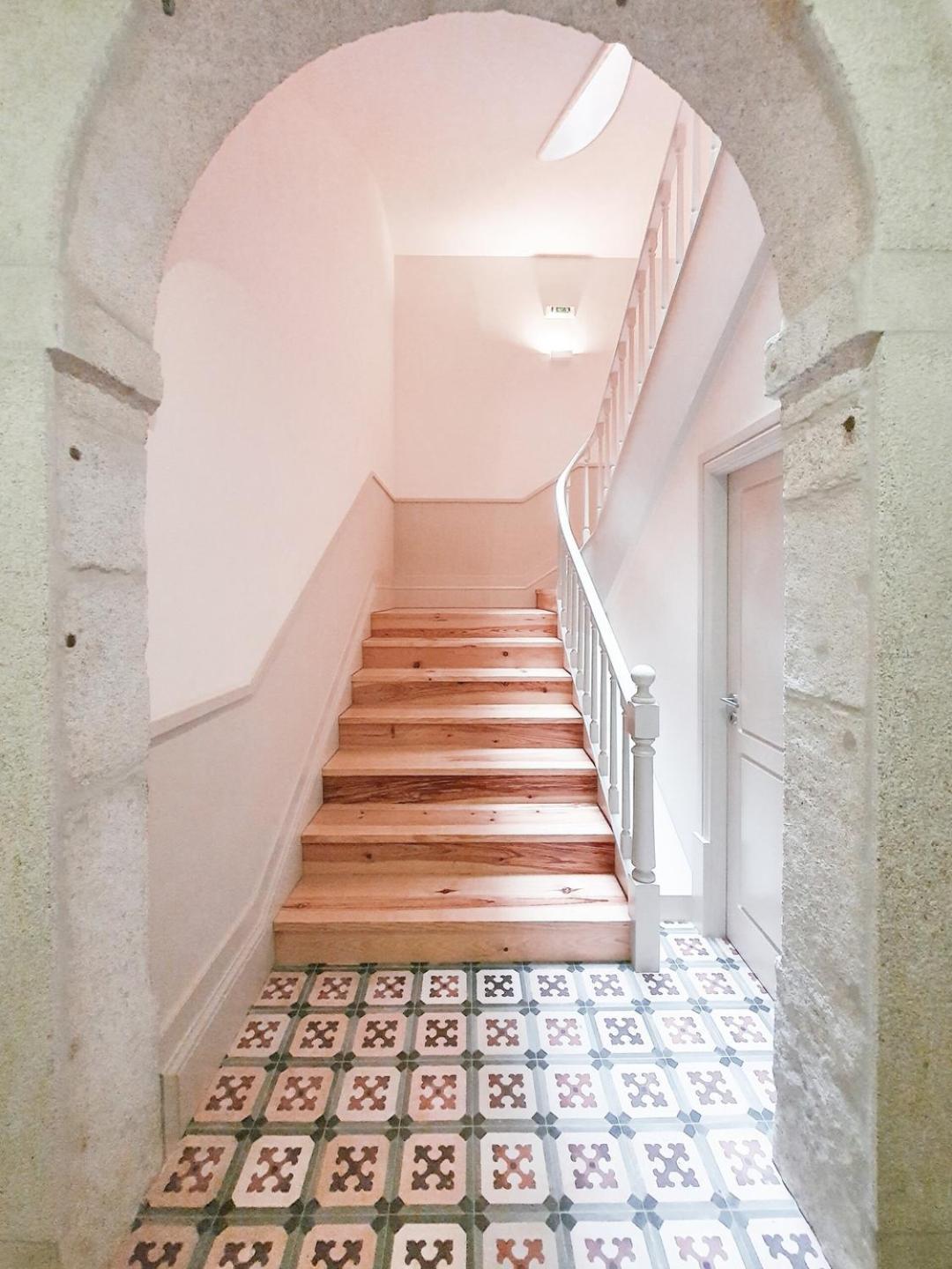 Comfortable Flat, Cozy Balcony Close To Aliados Av *