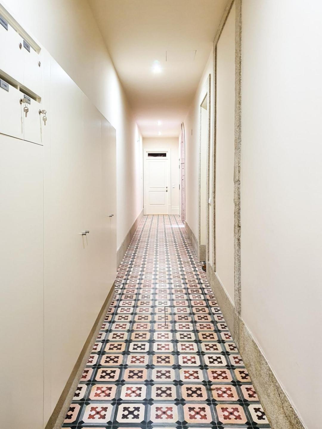 Comfortable Flat, Cozy Balcony Close To Aliados Av