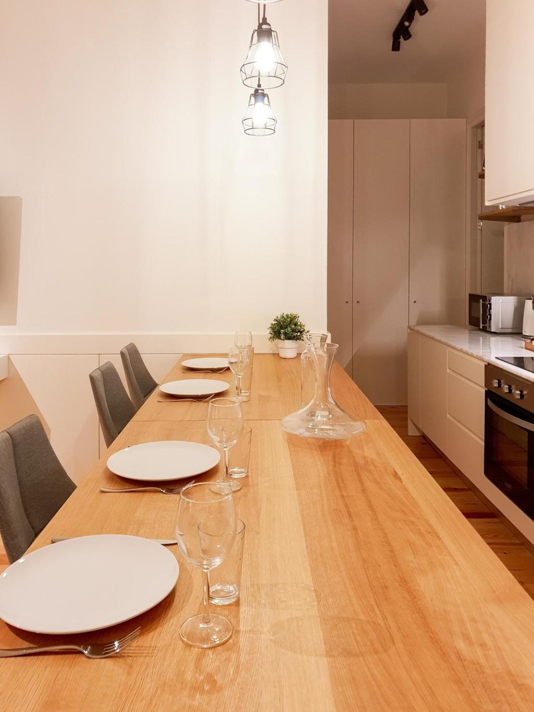 Apartamento Comfortable Flat, Cozy Balcony Close To Aliados Av